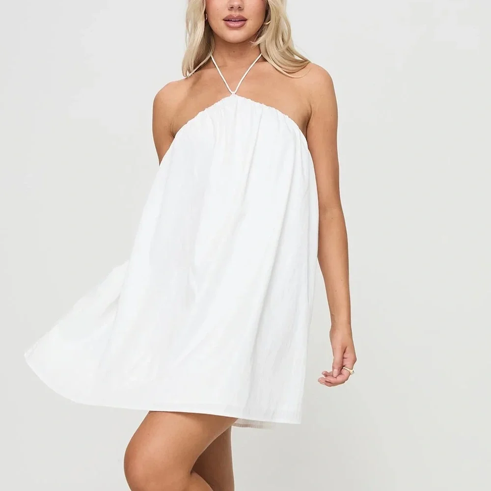 AMYLYNN Poplin Halter Swing Mini Dress in White Size M